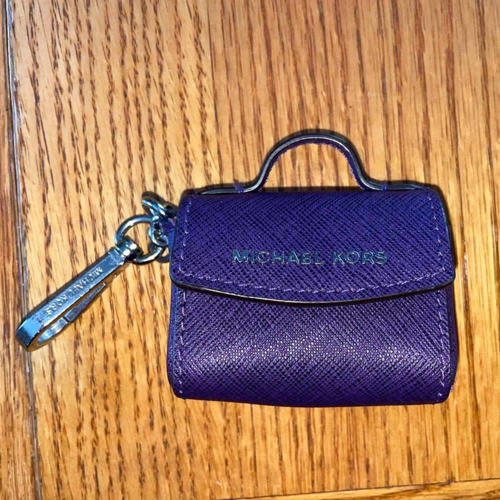 Michael Kors MINI purple micro tote keychain - Picture 9 of 9